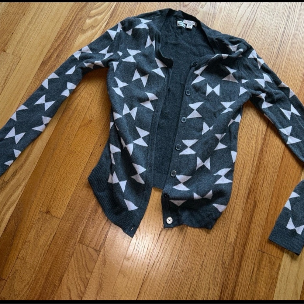 Grey cardigan